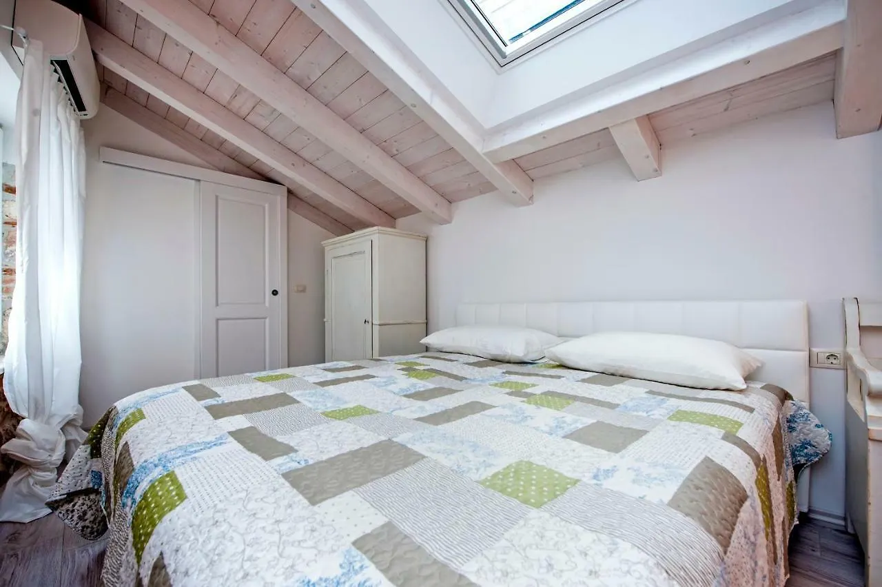 Apartment And Studio Ca' 3 Vie Rovinj Croatia