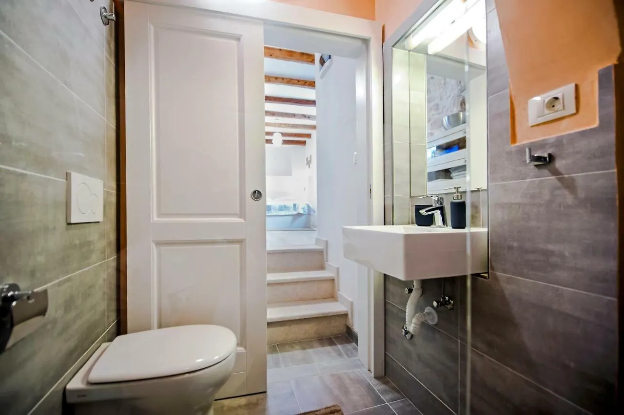 Apartment And Studio Ca' 3 Vie Rovinj Kroatien